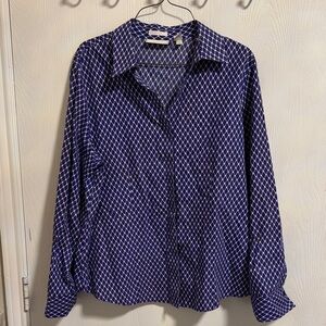 Chico's Women's 2-Lrg Long Sleeve Button Down Collard V-Neck Blouse 100% Cotton